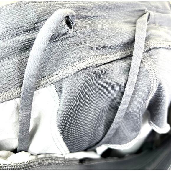 Lululemon T.H.E Short 9" Linerless Men's Small Grey Gray Printed Athletic - Picture 7 of 7